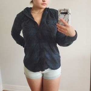 XS TNA Flannel Boyfriend Fit